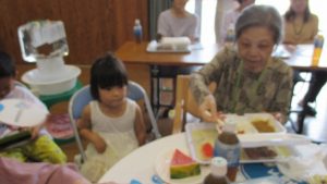 H29夏まつり歓談2